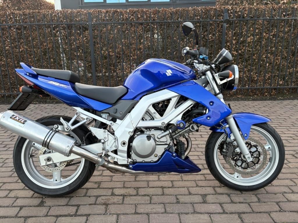 Suzuki SV 650, Motoren, 2 cilinders, Sportuitlaat, Motorrijbewijs A, Bedrijf