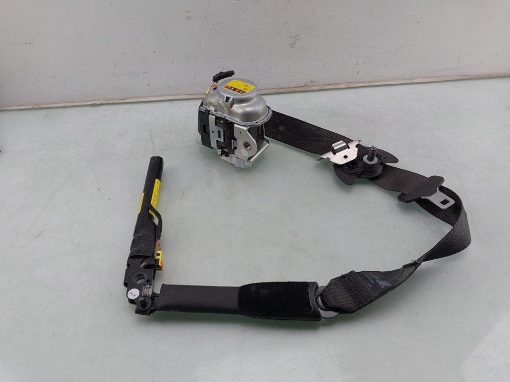 VEILIGHEIDSGORDEL RECHTS VOOR Opel Astra K (01-2015/12-2022), Gebruikt, Postoffice@zf.com, Löwentaler Straße 20
88046  Friedrichshafen, DE