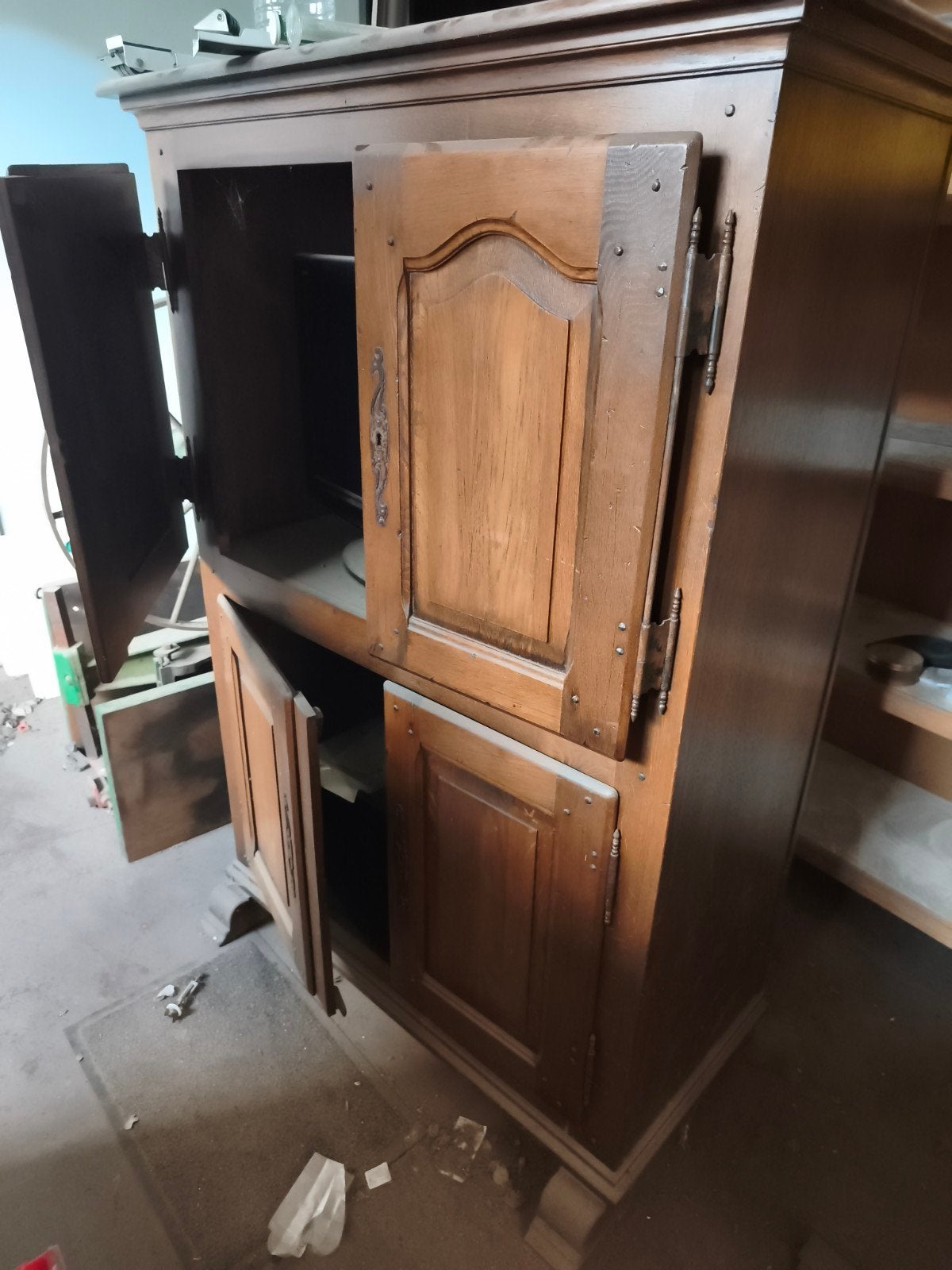 TV kast eik GRATIS, Ophalen