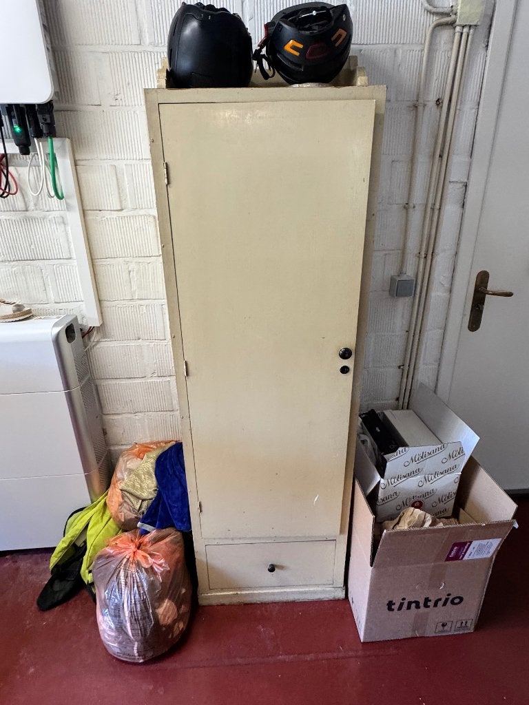 Armoire gratuite, Maison & Meubles, 25 à 50 cm, Avec tablette(s), Utilisé, Moins de 50 cm