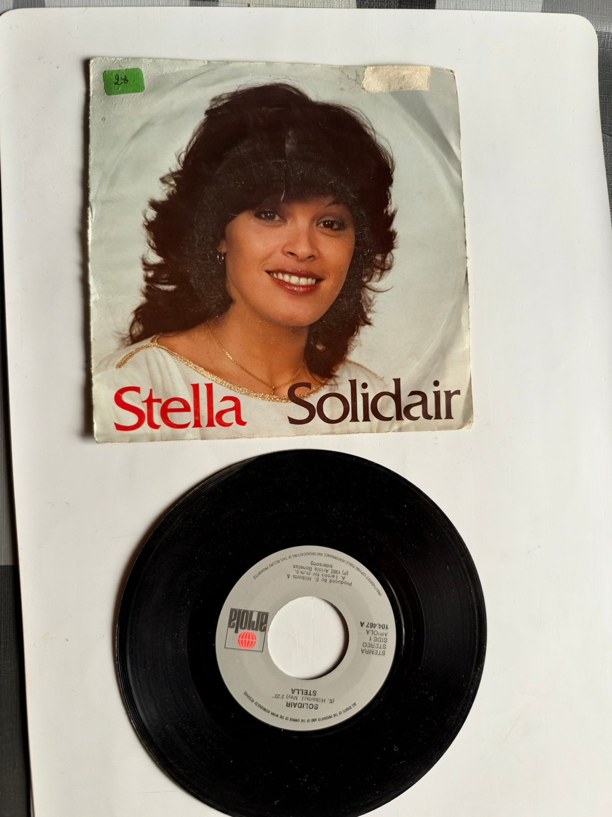 Stella: solidair ( belpop; 1982), Verzenden, Zo goed als nieuw