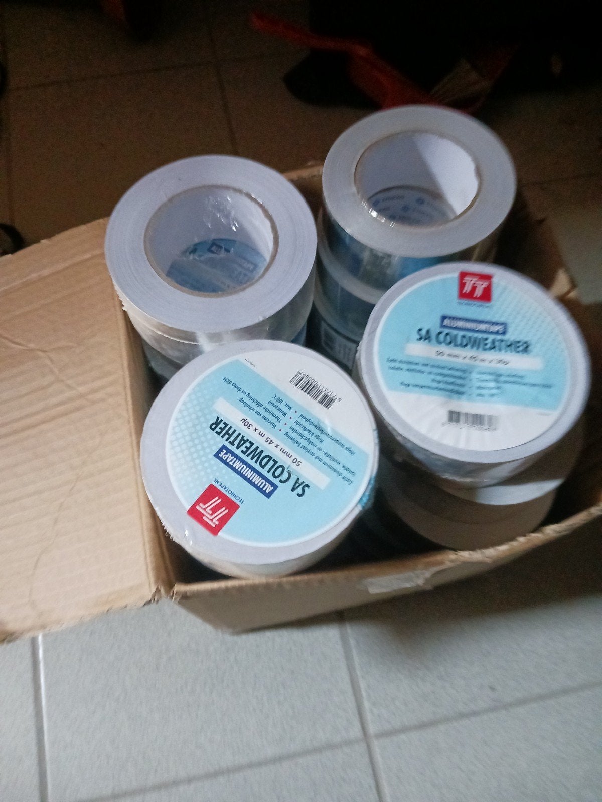 Isolatie pluggen en alu tape, Ophalen