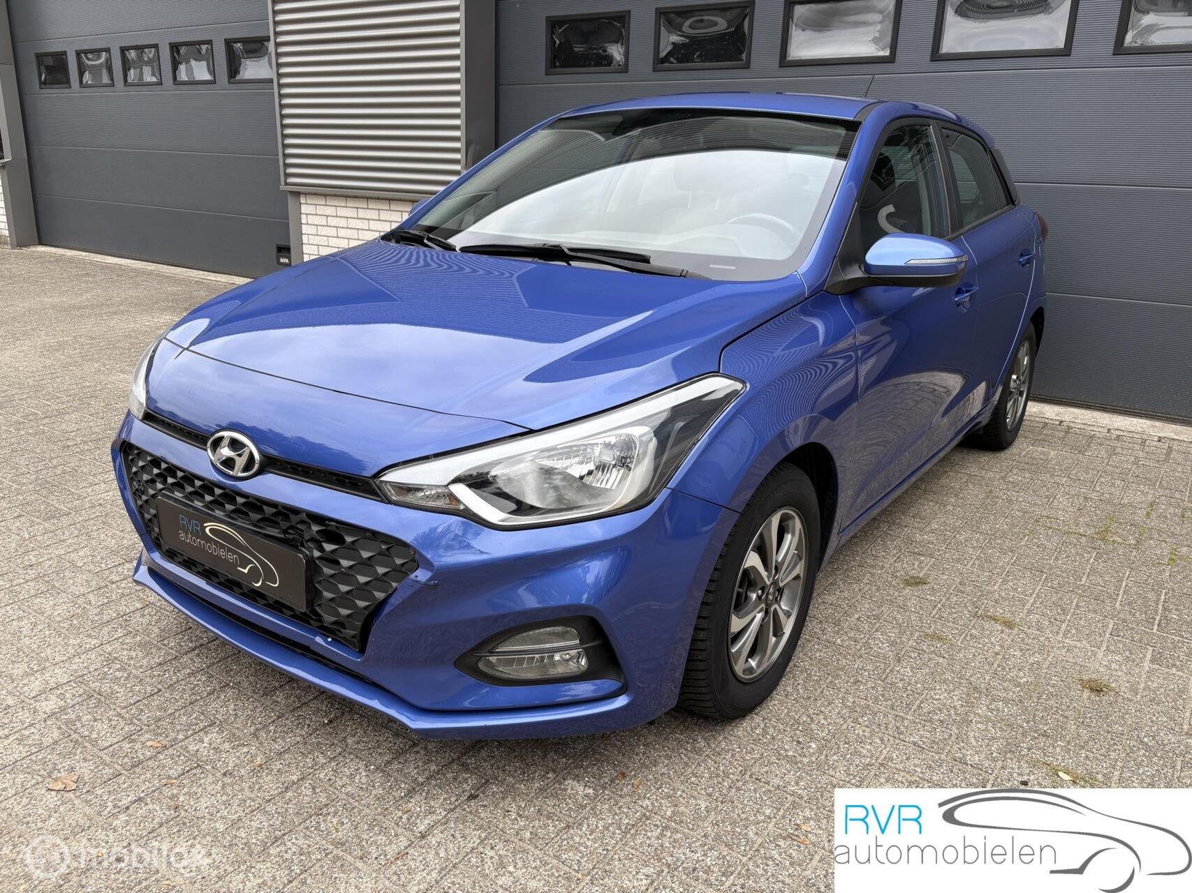 Hyundai i20 1.0 T-GDI AUTOMAAT/CRUISE/CAMERA/SCHADE, Autos, Ordinateur de bord, Achat, 998 cm³, Carnet d'entretien