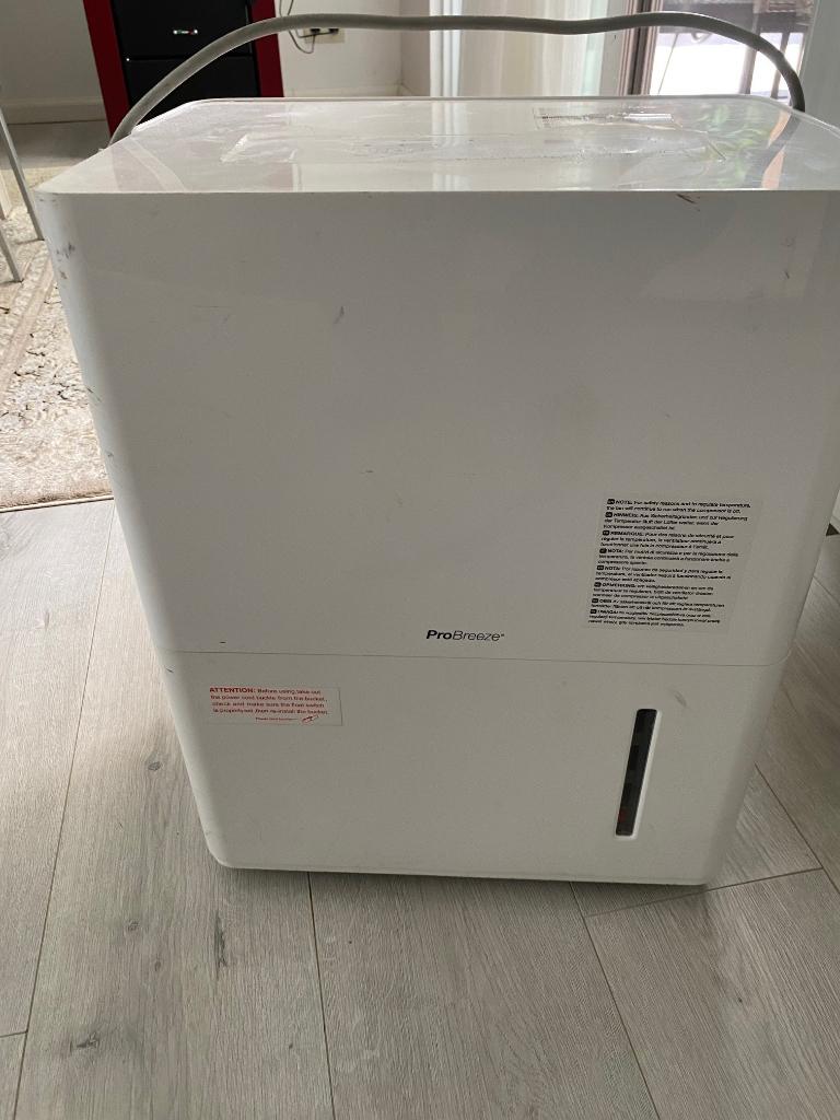 PROBREEZE LUCHTONTVOCHTIGER, Elektronische apparatuur, Luchtbehandelingsapparatuur, Zo goed als nieuw, Luchtontvochter, Ophalen