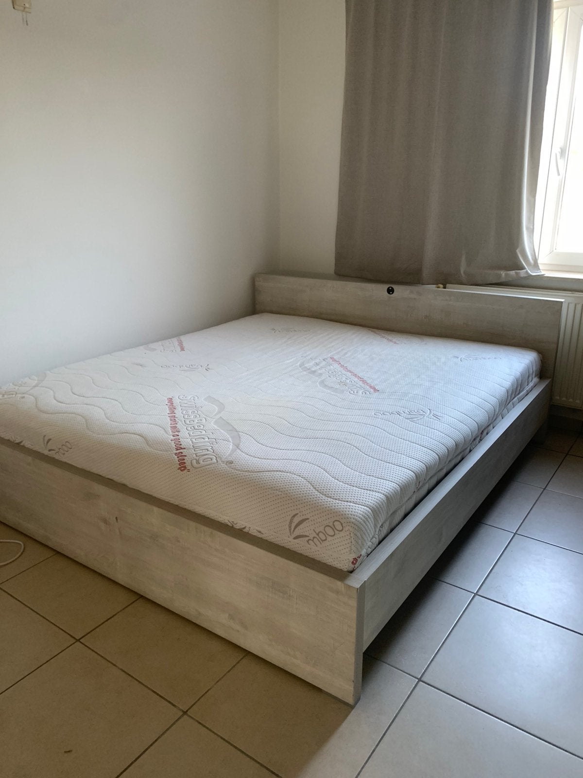 bed met matras, Ophalen, Gebruikt, 210 cm, Tweepersoons