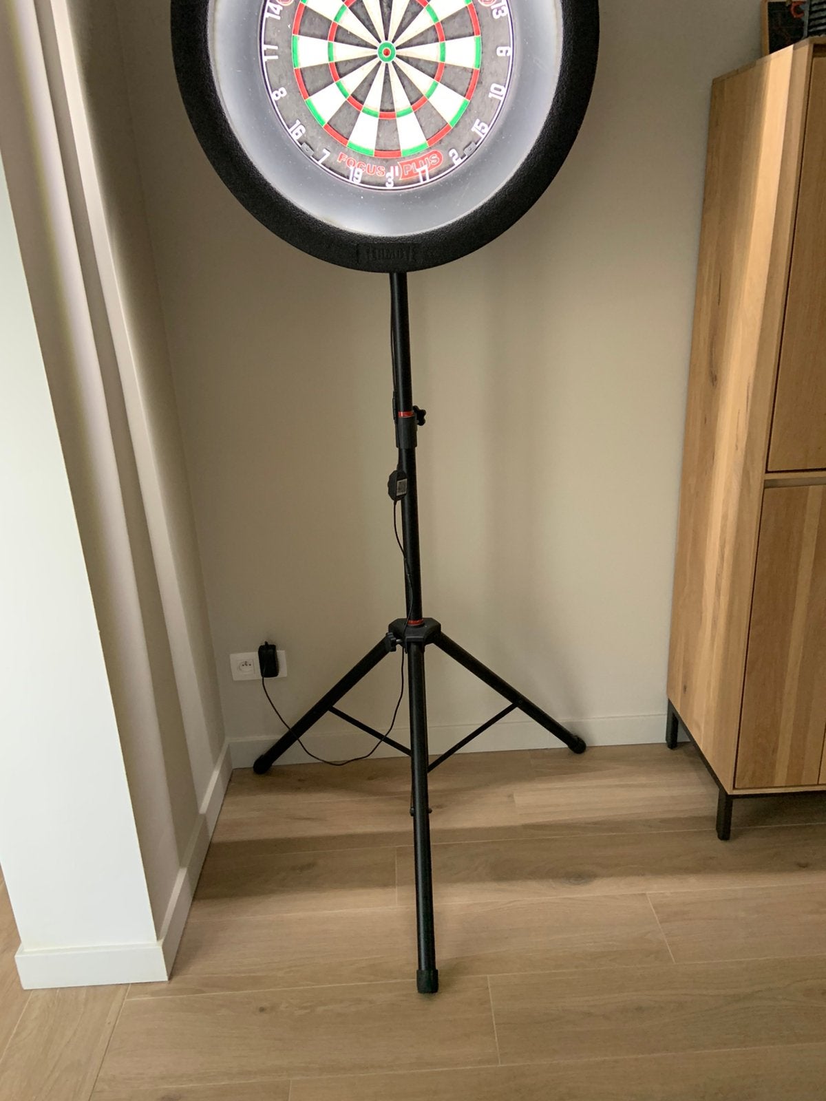Darts standaard, Sport en Fitness, Ophalen, Zo goed als nieuw