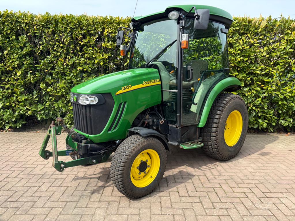John Deere 3720, Zakelijke goederen, Ophalen, John Deere