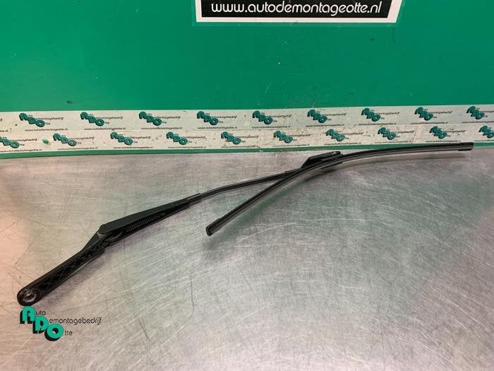 Bras essuie-glace avant d'un Peugeot 308 (308 08-), -, 3 mois de garantie, Utilisé, -