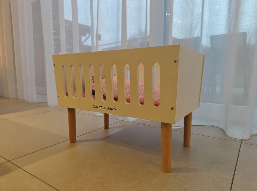 Bedje met pop, Verzamelen, Poppenhuizen en Toebehoren, Popje, Ophalen