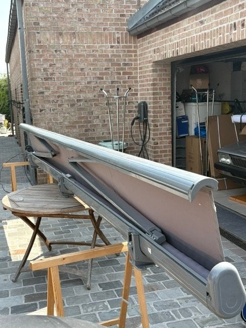 gemotoriseerd zonnebankbiljet, Ophalen, Gebruikt, 450 cm of meer, Elektrisch
