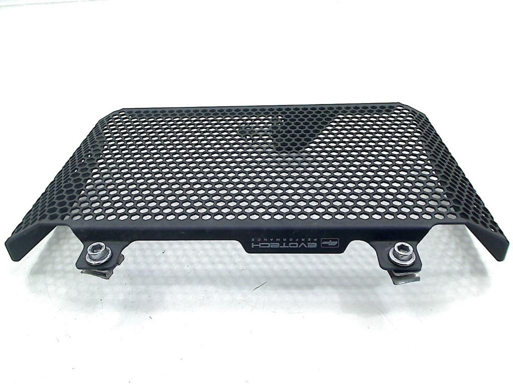 OLIEKOELER ROOSTER Yamaha MT 10 2022- (MT 10 RN781 B5Y), Motoren, Dhr. S. di Majo, Gebruikt, Info@cama-motorparts.nl, P.J. Troelstraweg 8 8
3144 CX  MAASSLUIS, NL