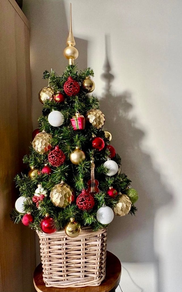 Kerstboom 90 cm (zonder deco) met lichtsnoer, Ophalen, Zo goed als nieuw