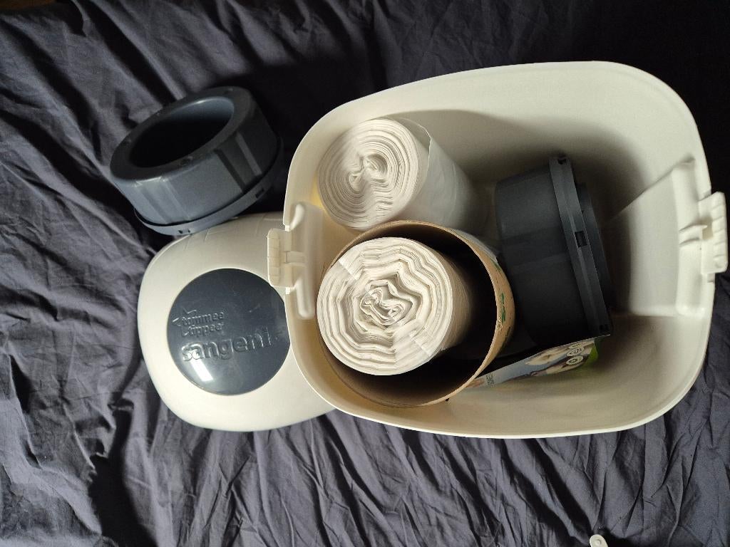 Poubelle à couches Sangenic + recharges, Ophalen, Zo goed als nieuw, Luieremmer, Sangenic