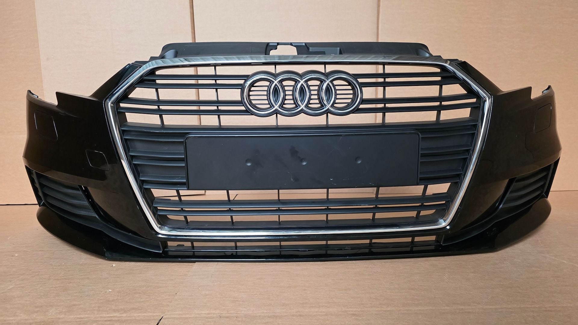 Voorbumper Audi A3 8V Facelift Sportback / Hatchback Basic, -, Origine de la pièce connue, Utilisé, -