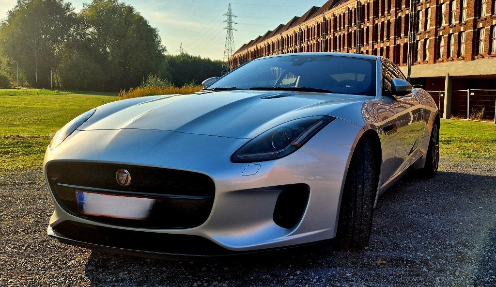 Jaguar f-type P300, Autos, Cuir, Argent ou Gris, F-type, Entretenue par le concessionnaire