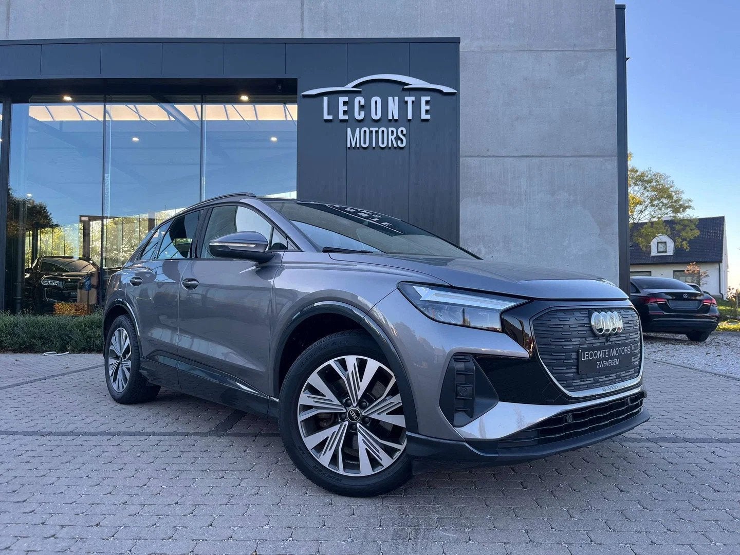 Audi Q4 e-tron Q4 e-Tron 55 kWh 35 Advanced Leder/Sportzetel, Autos, Cuir, Argent ou Gris, Achat, Euro 6