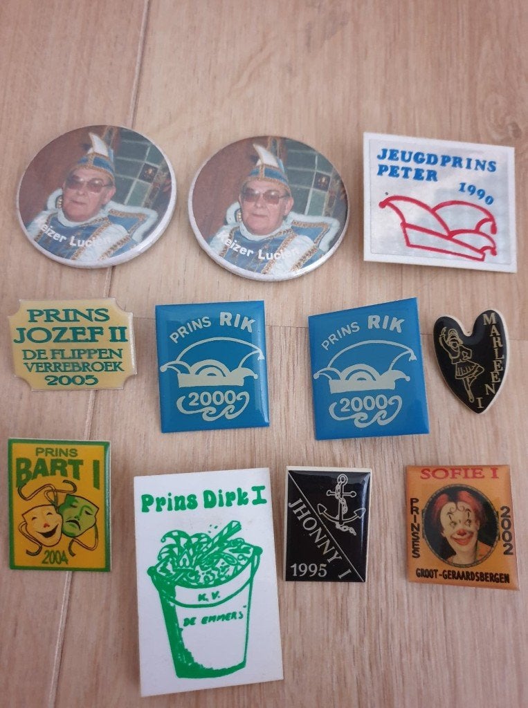 Carnaval pins, Verzamelen, Speldjes, Pins en Buttons, Ophalen of Verzenden