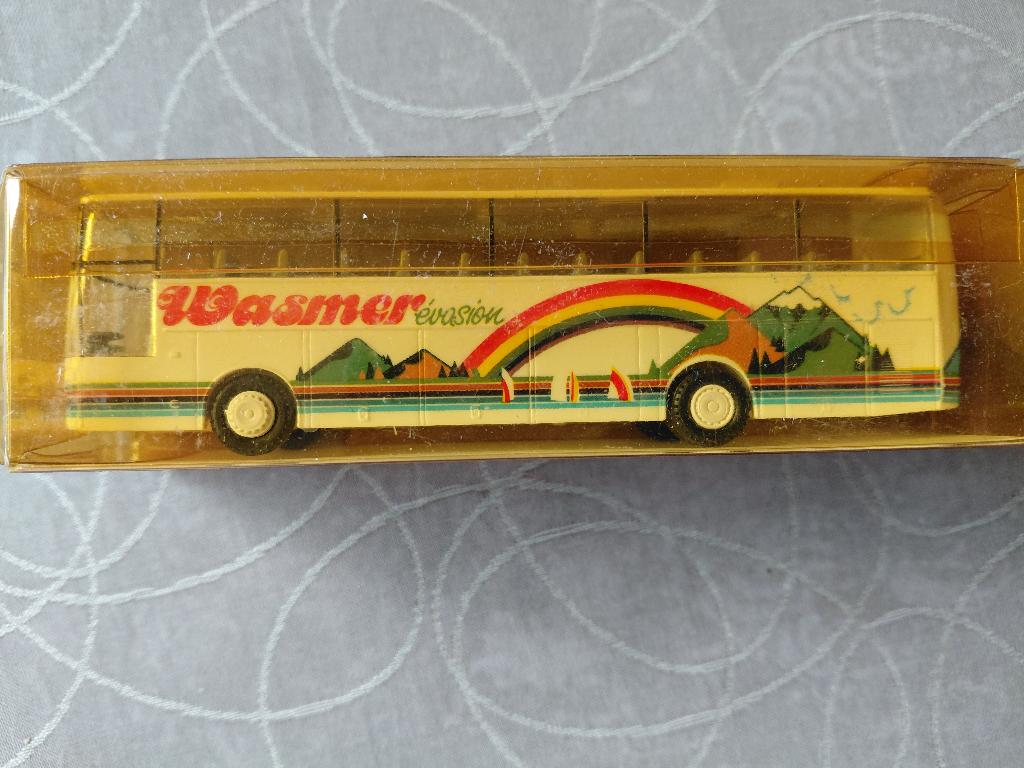 I.M.U.. Van Hool T815 Acron Wasmer Evasion 1:87, Ophalen of Verzenden, Zo goed als nieuw, Bus of Vrachtwagen, Overige merken