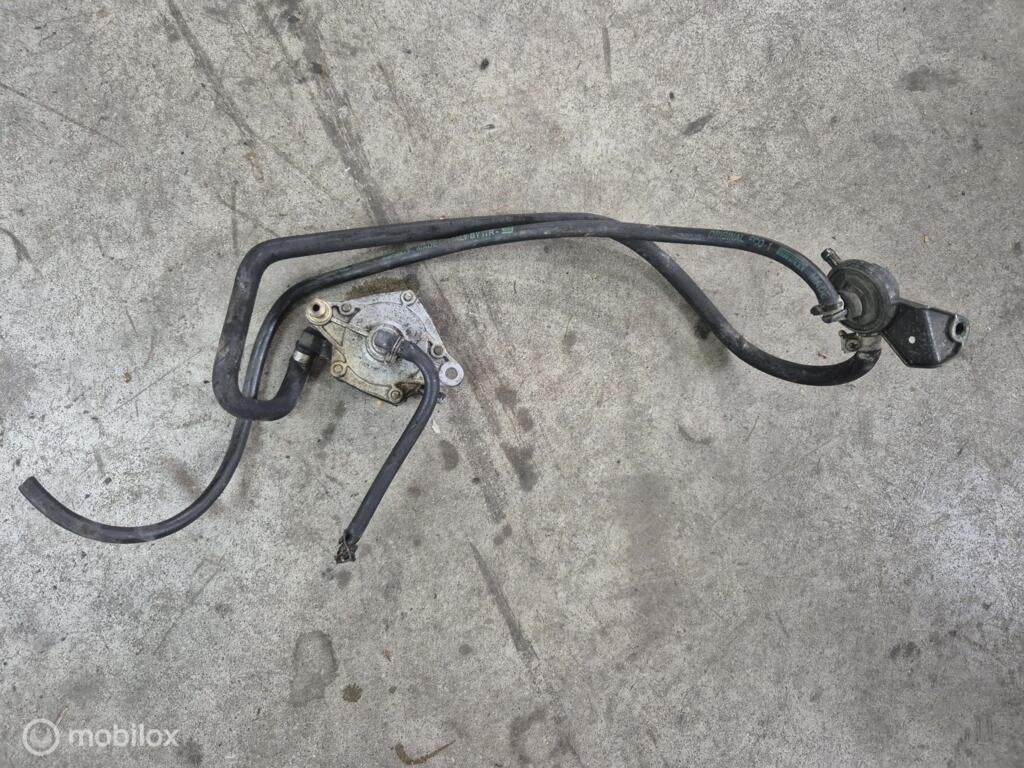 Benzinepomp pomp vacuumklep Monster 600 750 900, Gebruikt, Factorystore.service@ducati.com, Ophalen of Verzenden, Via Antonio Cavalieri Ducati, 74/5, 74/6, 40132 Bologna BO