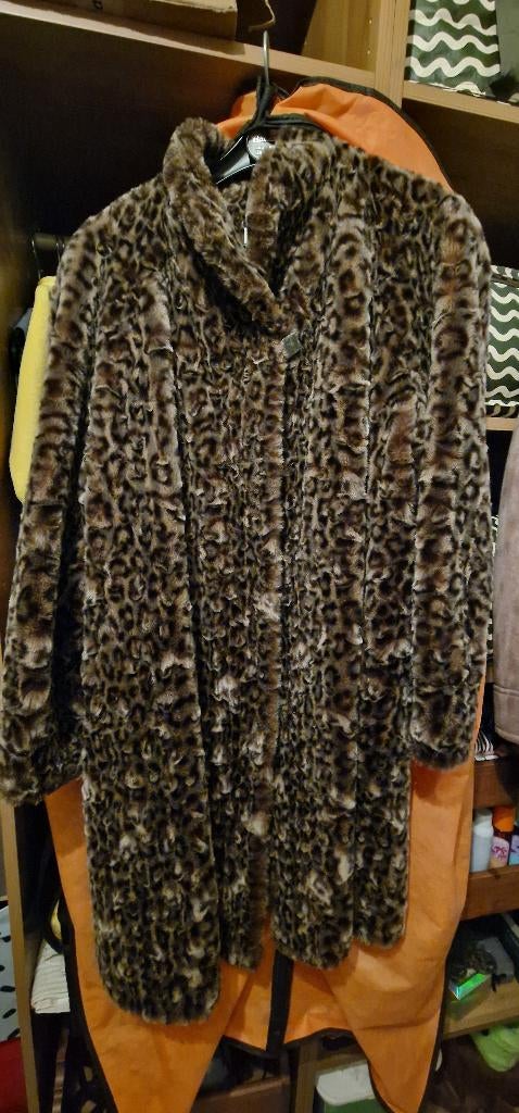 Bontjas ( faux fur ), Enlèvement
