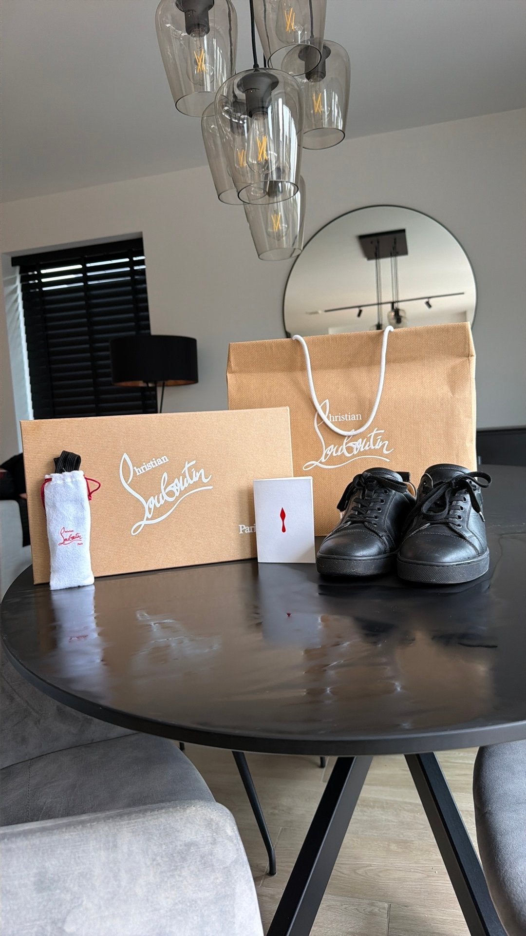 Christian louboutin sneakers (louis Junior zwart) maat 40.5, Kleding | Heren, Ophalen, Zwart, Sneakers, Gedragen