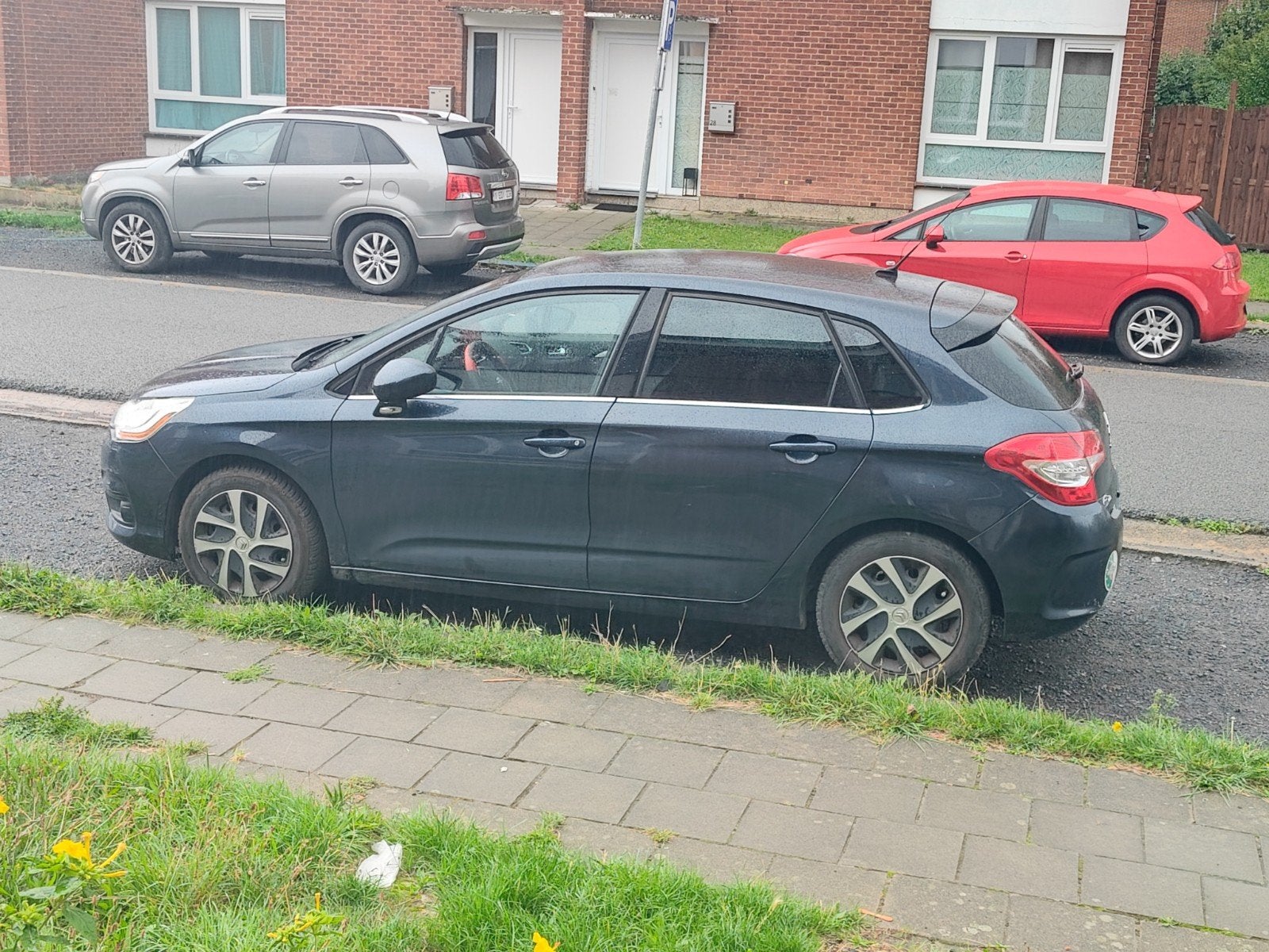 Citroën C4 1.4 VTi 95 ch Essence– 2012 –212 000 km CarPlay, Auto's, Citroën, 140 g/km, 1200 kg, 5 deurs, Multifunctioneel stuurwiel