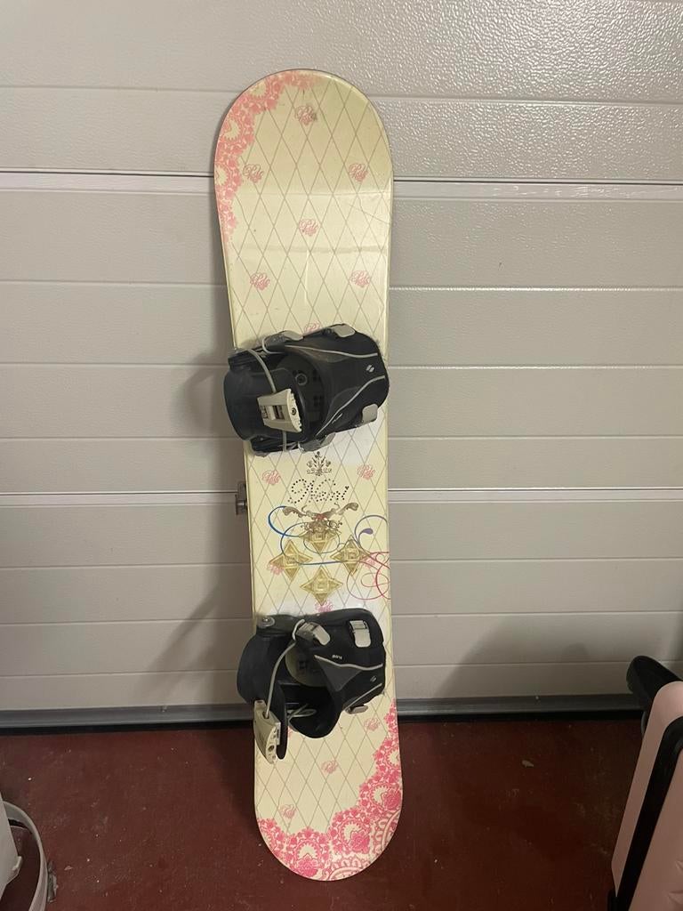 snowboard De Head Pride(flow bindingen), Sport en Fitness, Ophalen, Zo goed als nieuw, Board