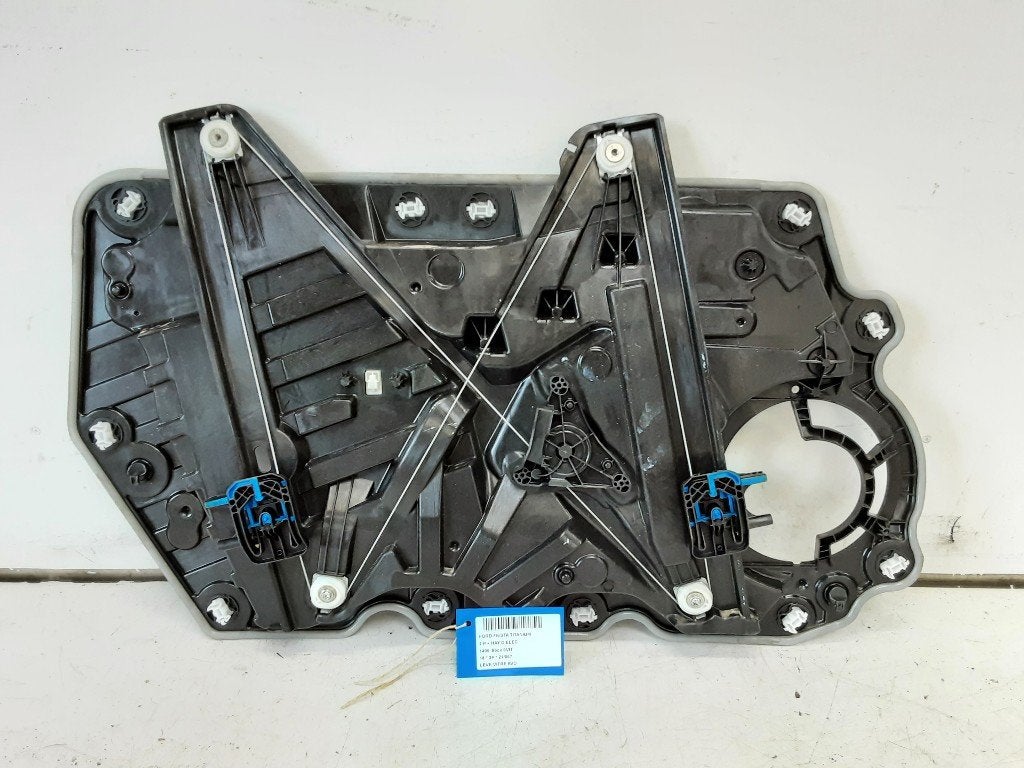 RAAMMECHANIEK RECHTS VOOR Ford Fiesta 7 (H1BBB23200CC), Gebruikt, Ford