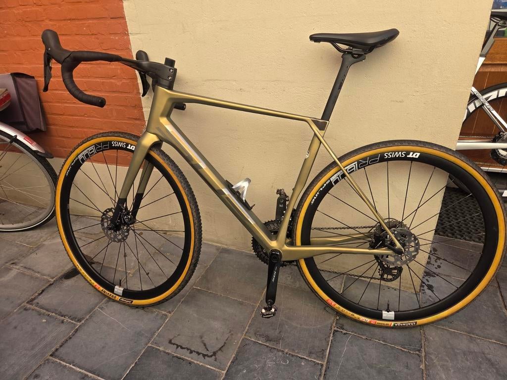 Gravelbike Superior, Ophalen