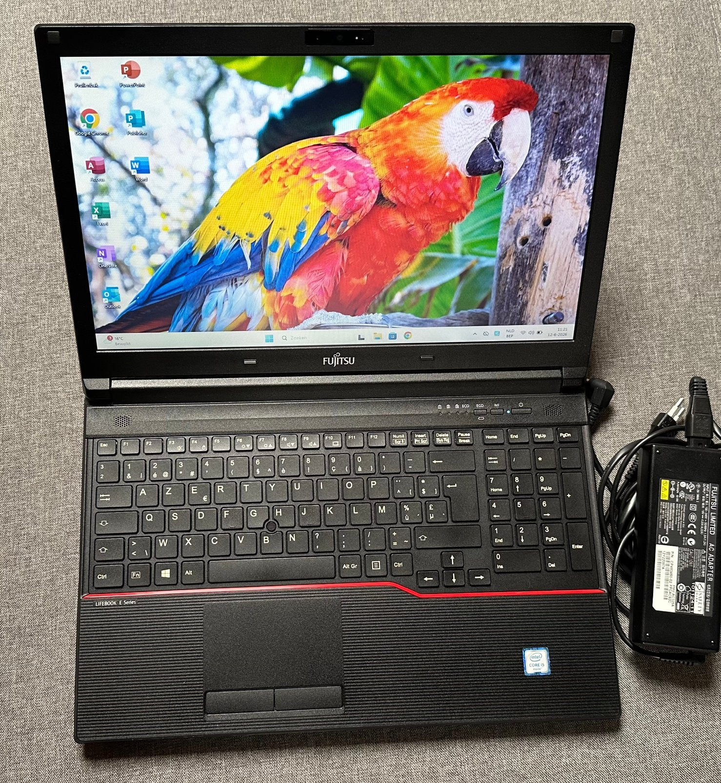 15.6”Fujitsu/ i5-4210M/8gb ram/128gb ssd/Win 11/Office/, Computers en Software, Windows Laptops, Ophalen, Zo goed als nieuw, SSD