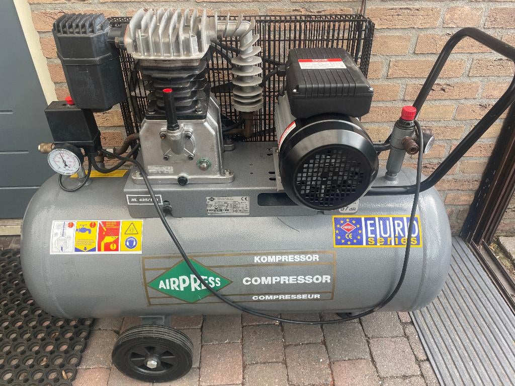 Compresseur z g a n, 400 à 800 litres/min, Comme neuf, Enlèvement, 6 à 10 bars