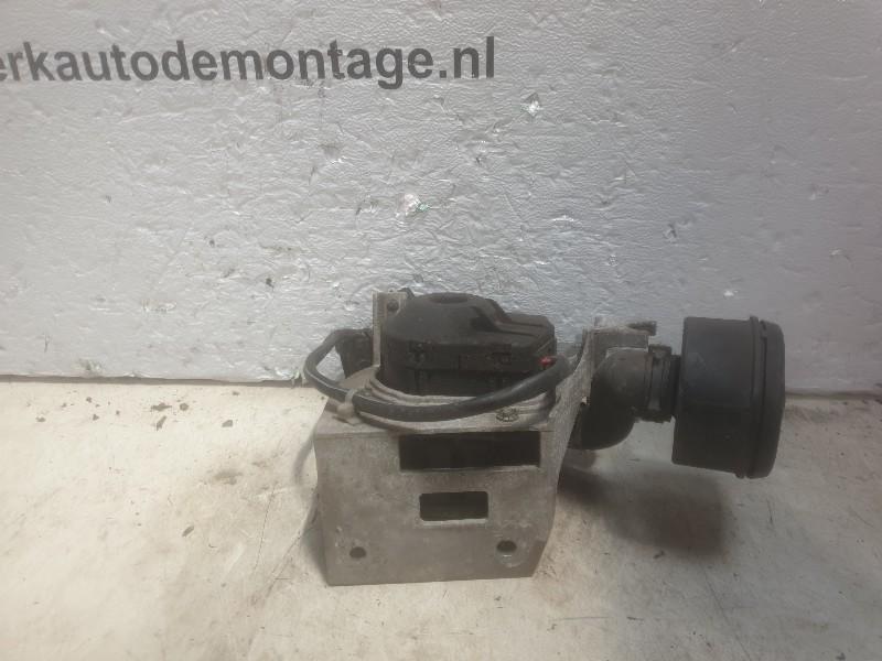 LUCHTPOMP Opel Corsa B (73 / 78 / 79) (90-531-962), Gebruikt, Opel