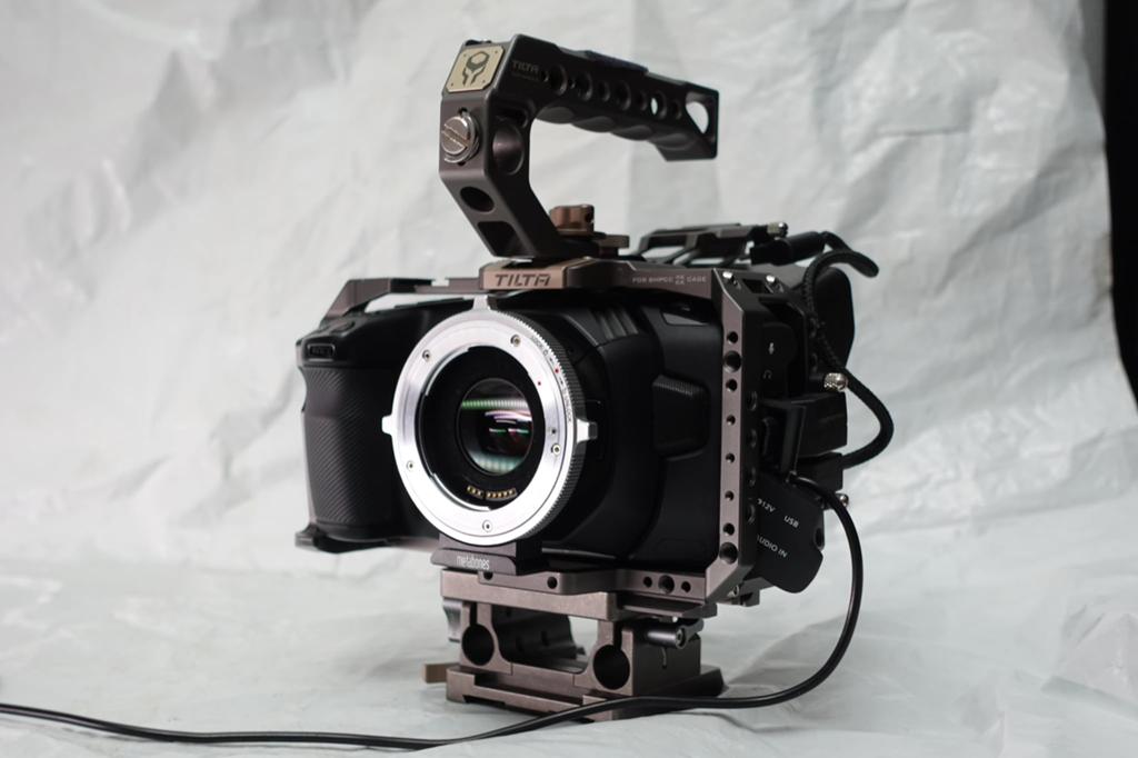 Blackmagic Pocket 4k + cage Tilta, Audio, Tv en Foto, Videocamera's Digitaal, Ophalen, Gebruikt, Camera, Overige merken