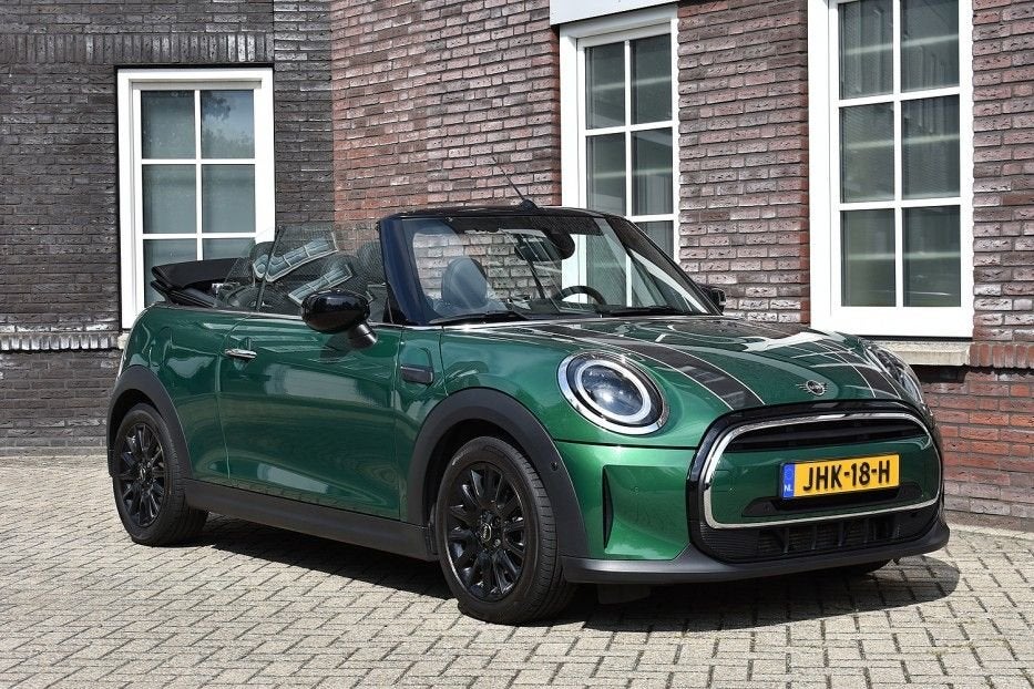 MINI Cooper Cabrio 1.5 Cooper Rockingham GT Edition Wij zijn, Auto's, Automaat, Cabriolet, Bedrijf, Parkeersensor