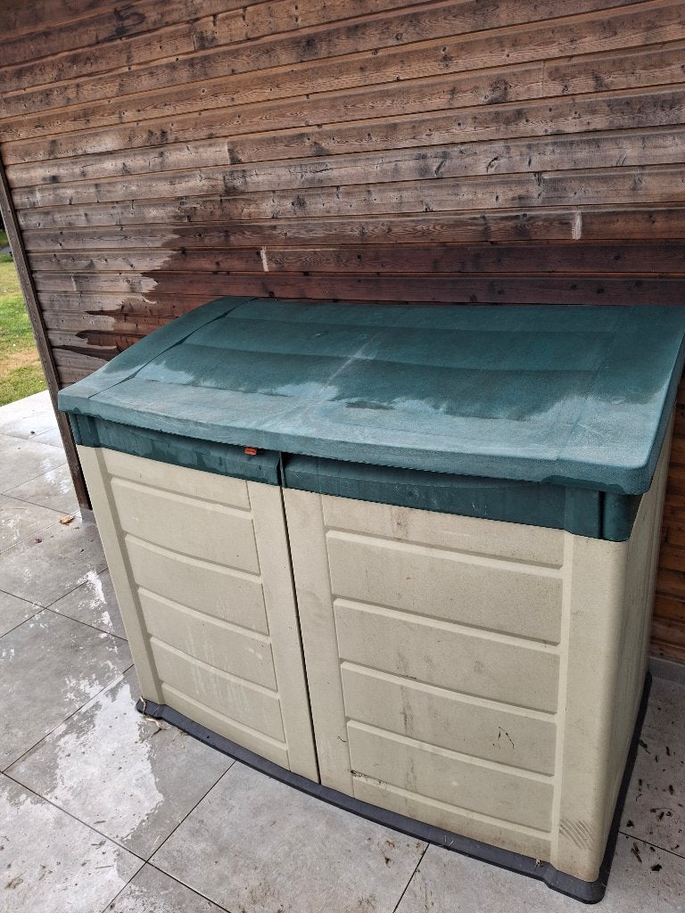 tuinopbergbox 1,45m B x 0.74m D x 1m H, Ophalen, Gebruikt, Kunststof, Containerberging