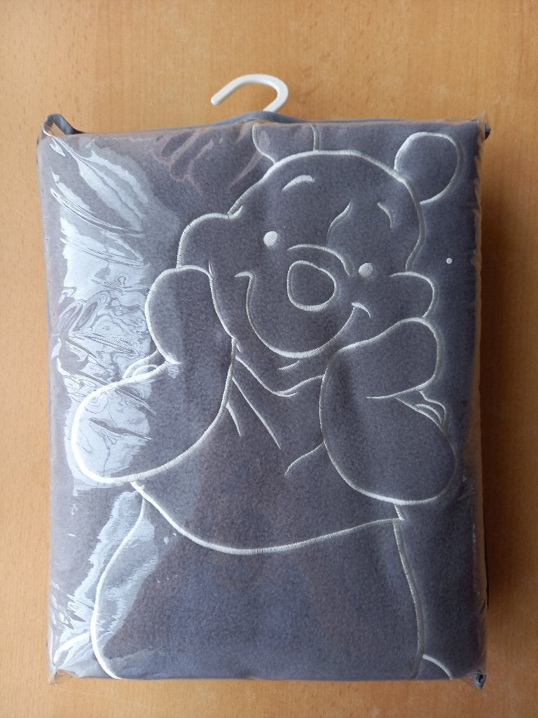 Nouvelle couverture polaire pour lit bébé Winnie the Pooh, Enfants & Bébés, Neuf, Enlèvement ou Envoi, Couverture, 150 cm