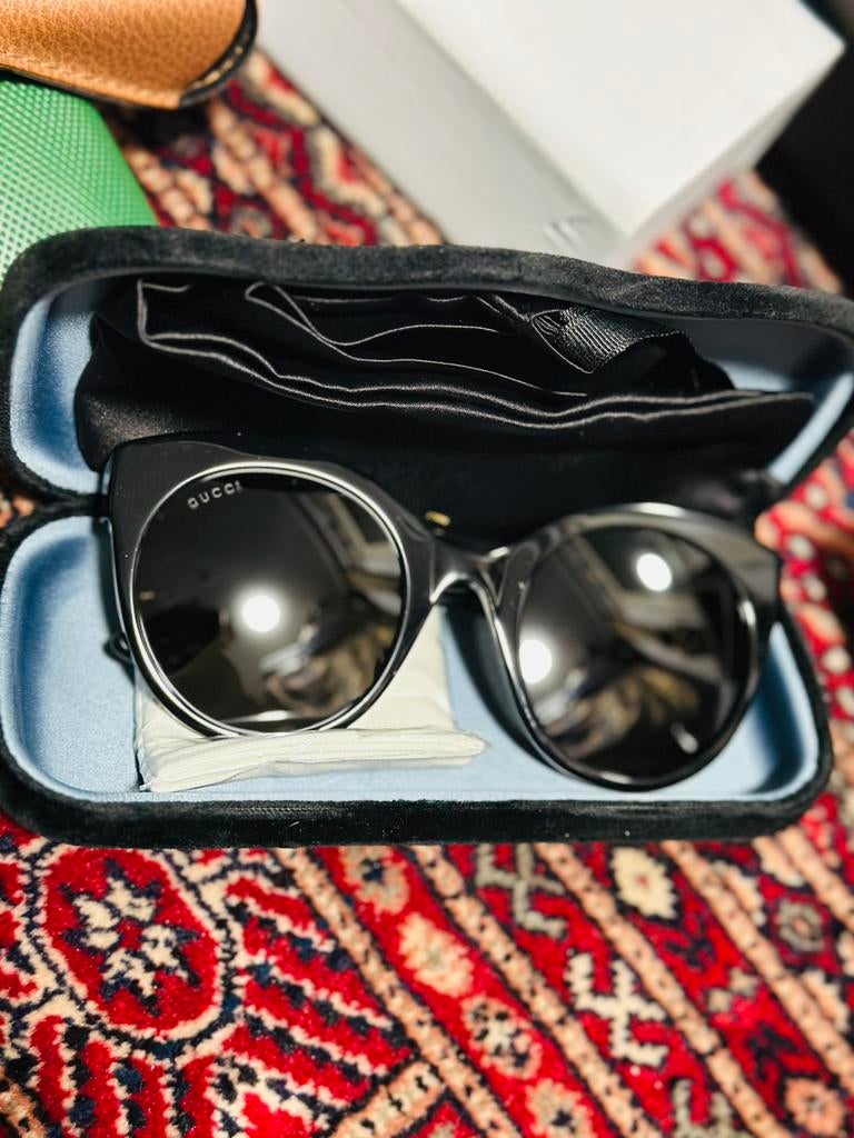Dames zonnebril Gucci origineel new nooit gebruikt, Ophalen, Zo goed als nieuw, Zonnebril