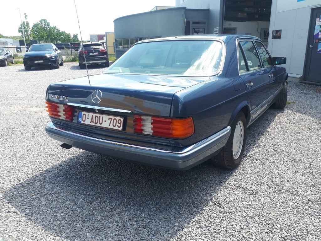 OLDTIMER MERCEDES 560 SEL V8 AUTOMAAT, foto 5