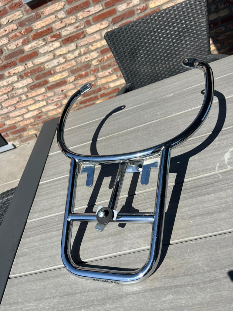 Vespa top box beugel, Ophalen, Zo goed als nieuw