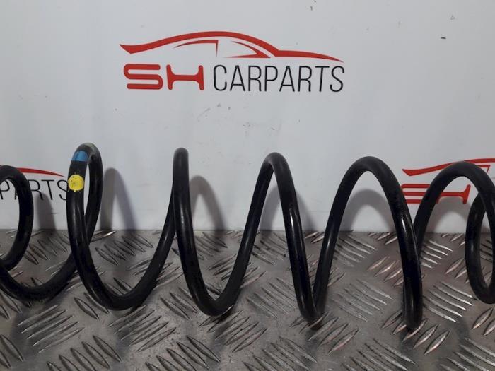 Ressort de flexion arrière d'un Peugeot 208, -, 3 mois de garantie, Utilisé, -