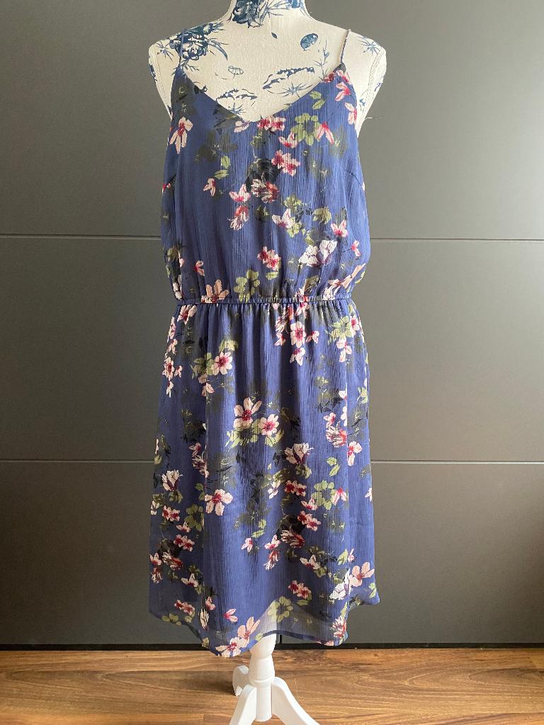 kleedje vero moda large, Vêtements | Femmes, Robes, Enlèvement ou Envoi