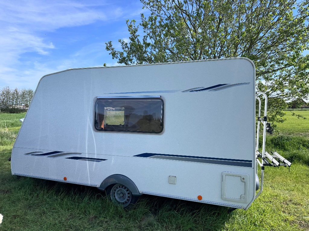 Caravelair 2008 te koop, Caravans en Kamperen, Vast bed, Standaardzit, Koelkast, 750 - 1000 kg