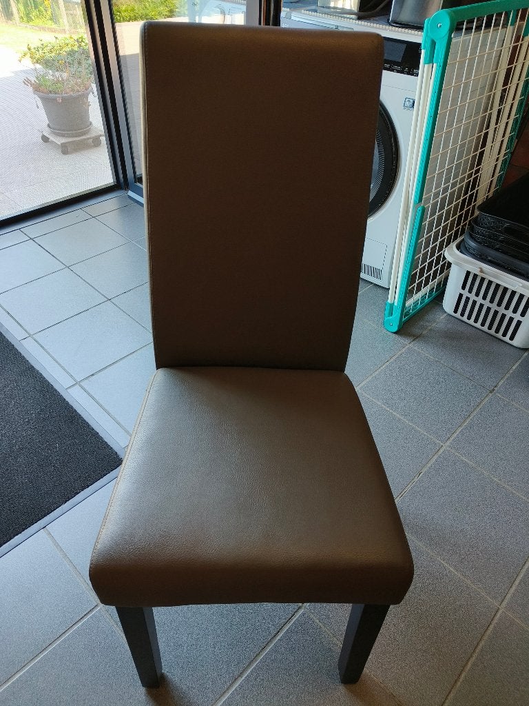 Stoelen, Ophalen