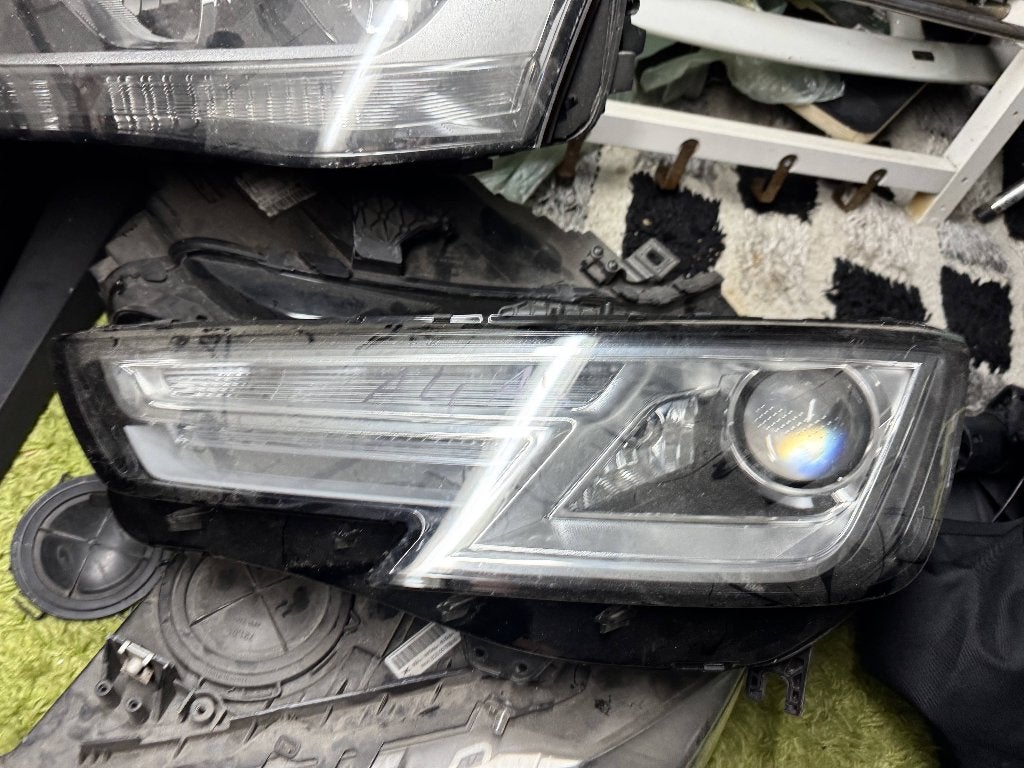 AUDI A4 Koplamp links 2015 tot 2019, Ophalen, Gebruikt, Audi