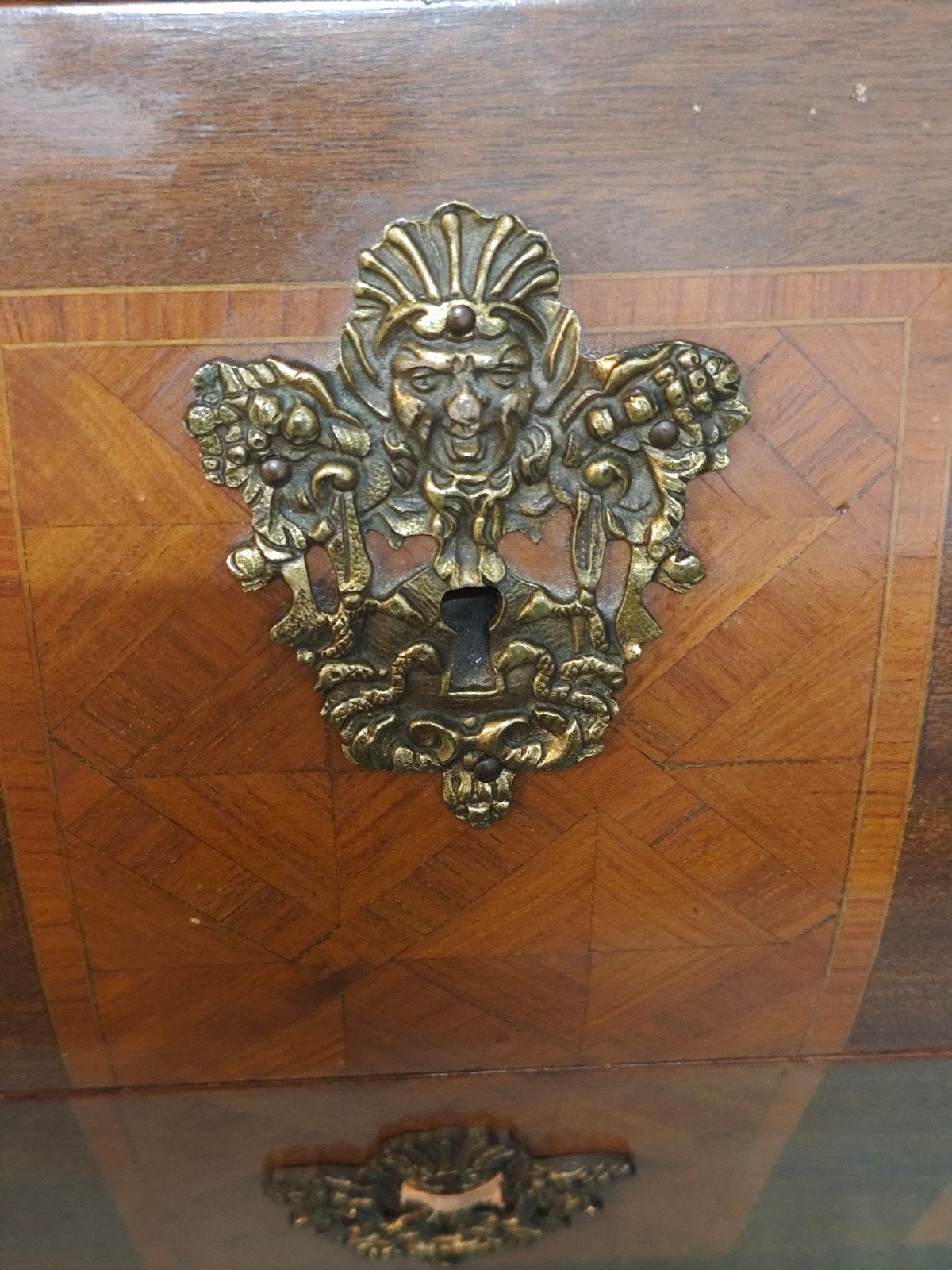 XIX-XX antiek dressoir, Ophalen