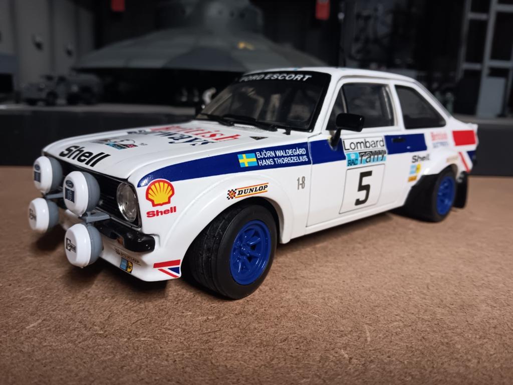 Ford escort mk2 sun star 1/18 onberispelijke staat, Ophalen of Verzenden, Zo goed als nieuw, Auto, Sun Star