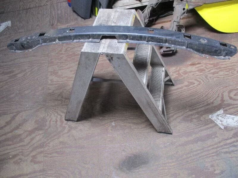 BUMPERBALK ACHTER Opel Corsa B (73 / 78 / 79), Autos : Pièces & Accessoires, Bahnhofsplatz 65423 Rüsselsheim am Main, DE, Opel