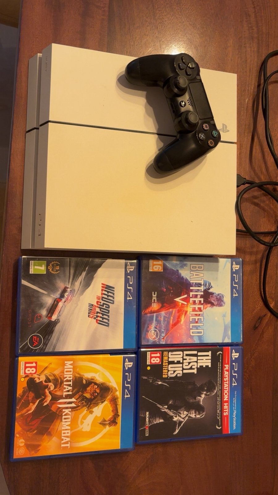 Ps4 blanche, Consoles de jeu & Jeux vidéo, 500 GB, Enlèvement ou Envoi, Avec 1 manette, Utilisé