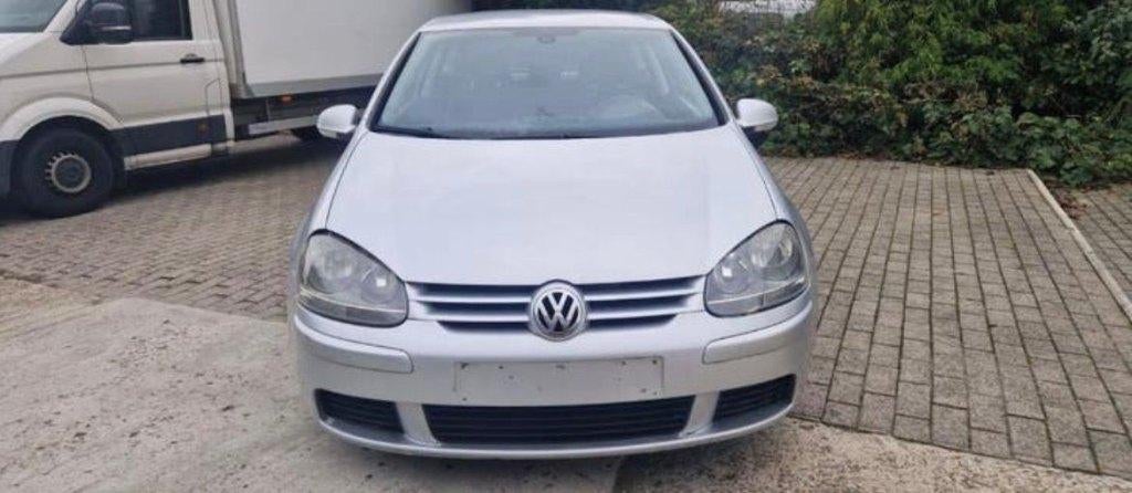 Volkswagen Golf V – 1.9 Diesel Bj 2005 156000km, Auto's, Voorwielaandrijving, 4 cilinders, Golf, Zilver of Grijs