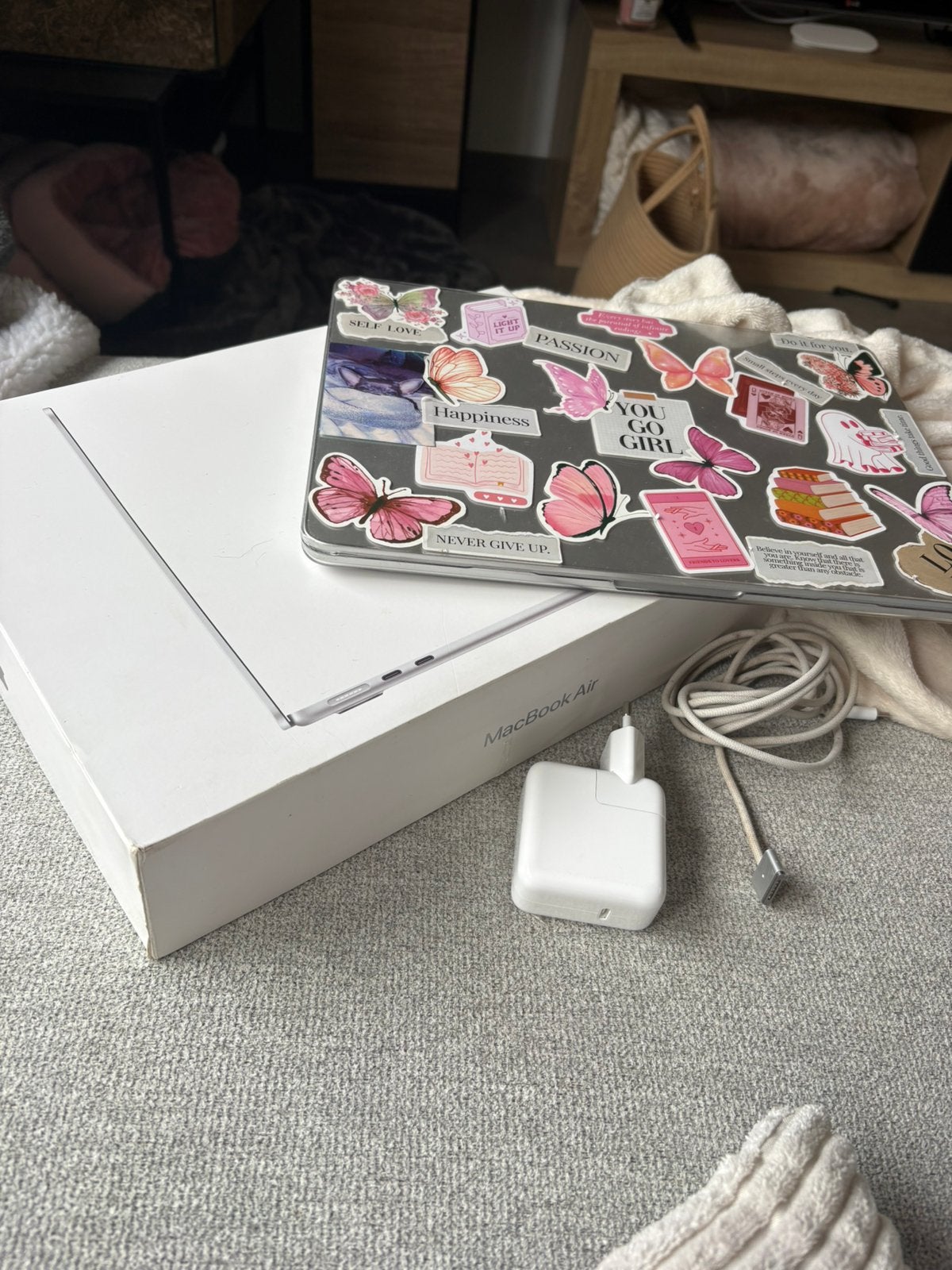 Apple MacBook Air (M3, 2024), Enlèvement, SSD, Apple, 8 GB